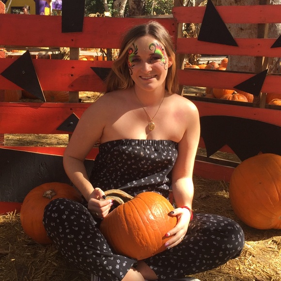 Meet your Posher, Catherine - Picture 4 of 4