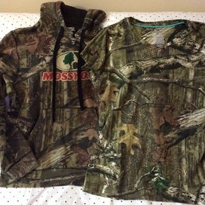 Mossy oak camo sweatshirt and tshirt