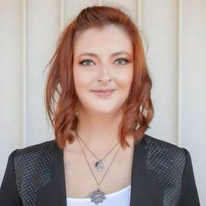 Meet your Posher, Natalie