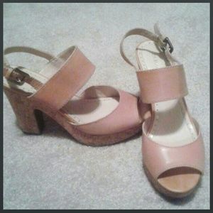 Adrienne Vittadini nude heels