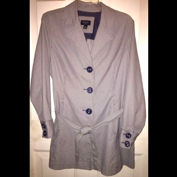 Sonoma petite medium navy/white pinstripe jacket