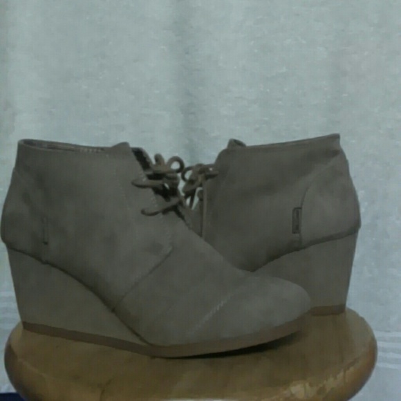 Boots/wedges