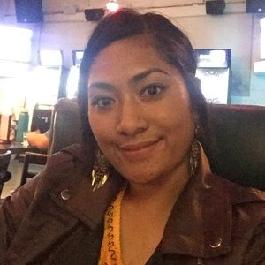 Meet your Posher, Sandy