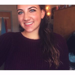 Meet your Posher, Rebecca