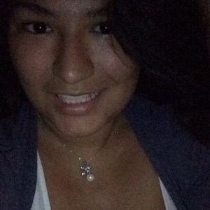 Meet your Posher, Selena