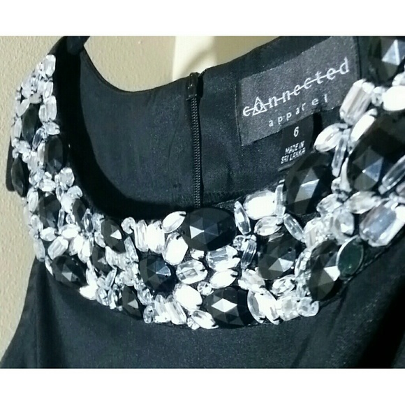 Dress W/ Black, Silver, Mirror Gemstones. - Picture 2 of 3