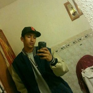 Meet your Posher, Genaro