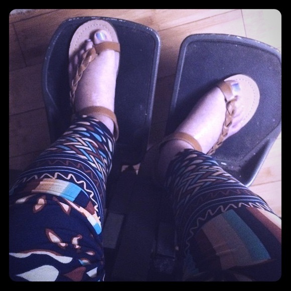 Lularoe leggings in blue brown and mustard pattern