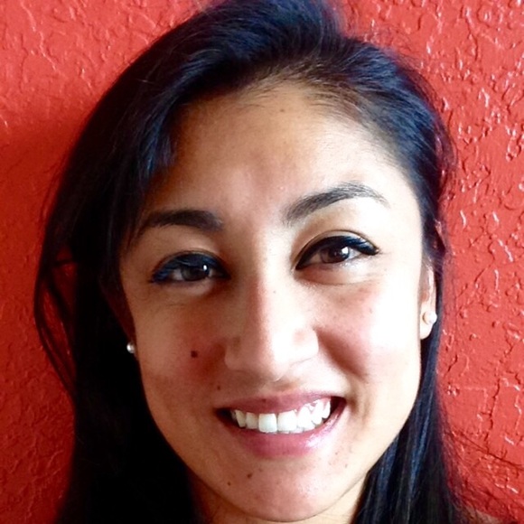 Meet your Posher, Andrea