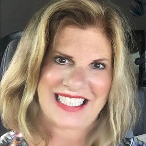 Meet your Posher, Mary jo