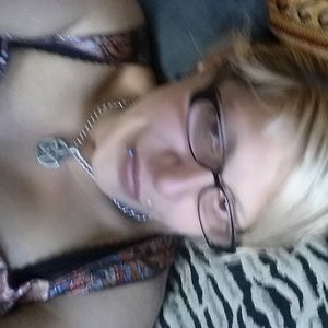 Meet your Posher, Carrie