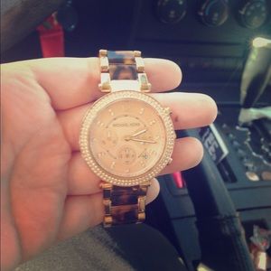 Michael Kors rose gold and tortoise shell watch