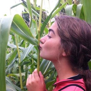 Meet your Posher, Julia