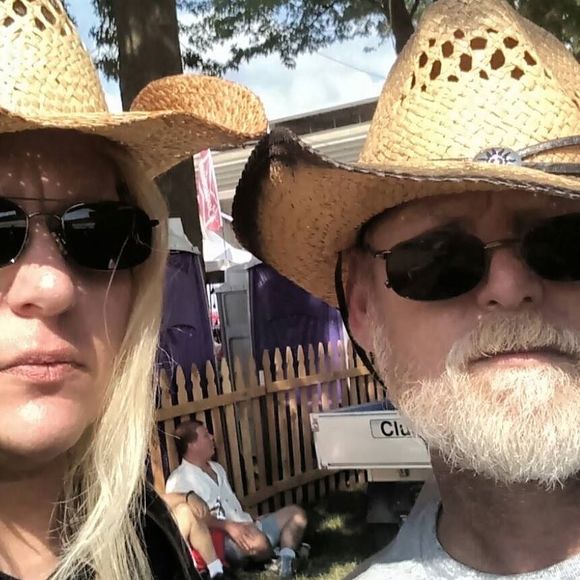 Meet your Posher, Misty - Picture 1 of 1