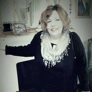 Meet your Posher, Shelia