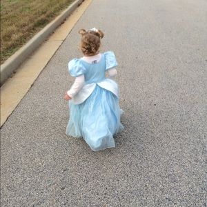 Meet your Posher, Kelly