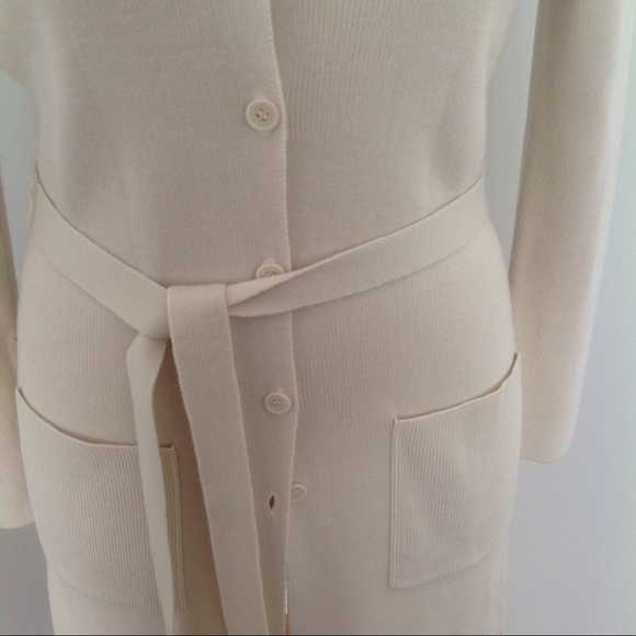 🎀HP🎀MAX STUDIO Long Button down sweater w/belt - Picture 6 of 8