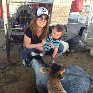 Meet your Posher, Crystal