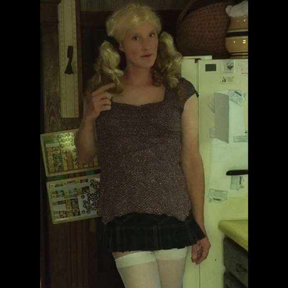 Meet your Posher, Justine - Picture 2 of 8