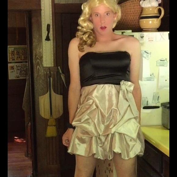 Meet your Posher, Justine - Picture 3 of 8