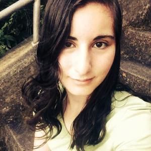 Meet your Posher, Abigail