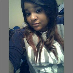 Meet your Posher, Genevieve