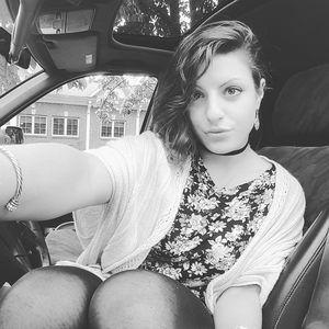 Meet your Posher, Niki