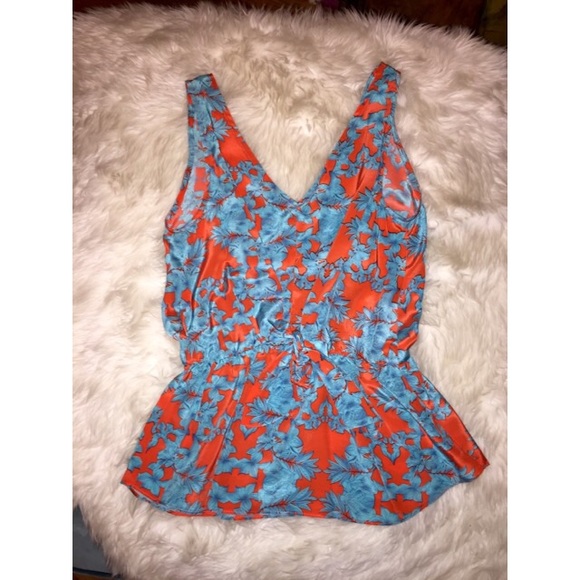 Floral silk top with tie.