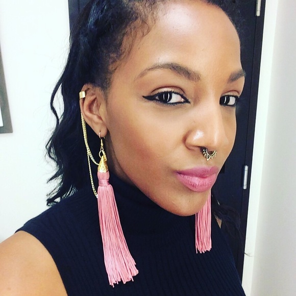 Silk tassel Earcuff