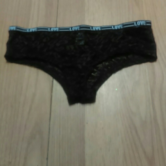 Black cheetah print lace