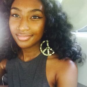 Meet your Posher, Kailyn