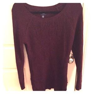 Size small American eagle maroon sweater