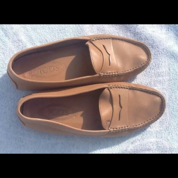 Sold Authentic Tod's loafers