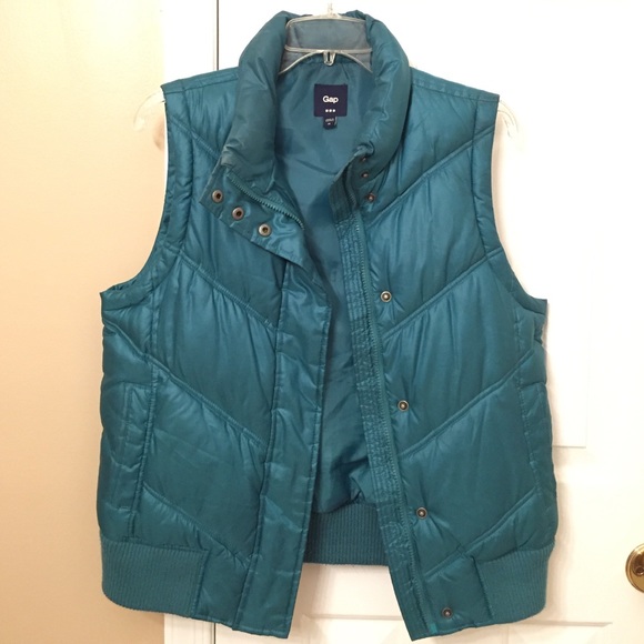 Turquoise puffy vest