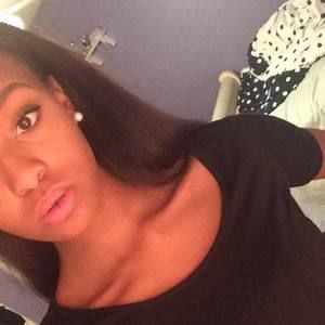 Meet your Posher, Lauryn