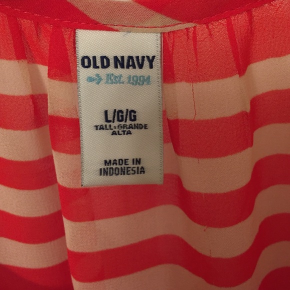 Crepe dress with a silky spaghetti strap lining - Picture 2 of 4