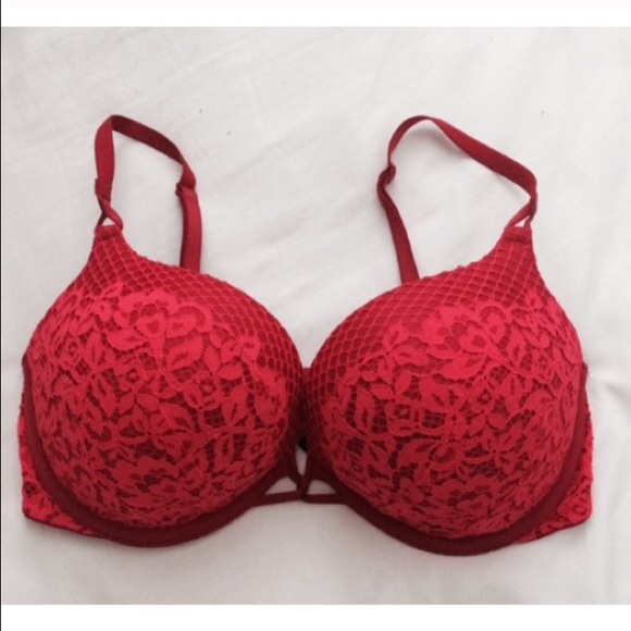 Victoria's Secret Bombshell PushUp Bra 34D
