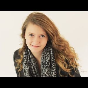 Meet your Posher, Delanie