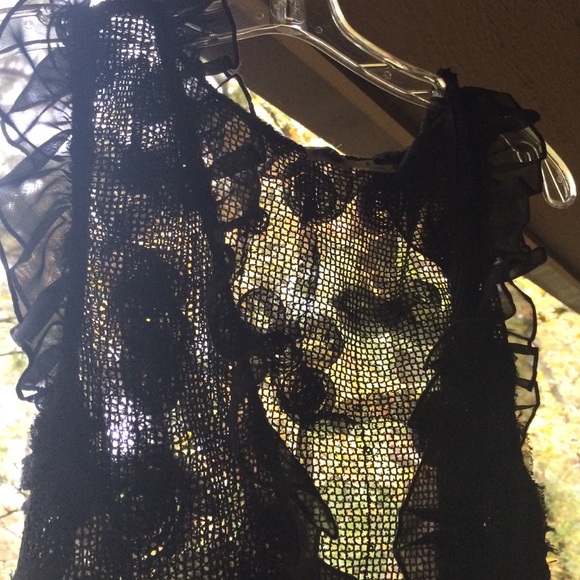 A shear black vest - Picture 2 of 4