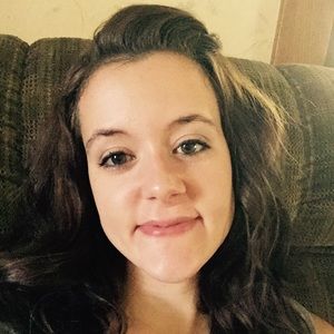 Meet your Posher, Aarika