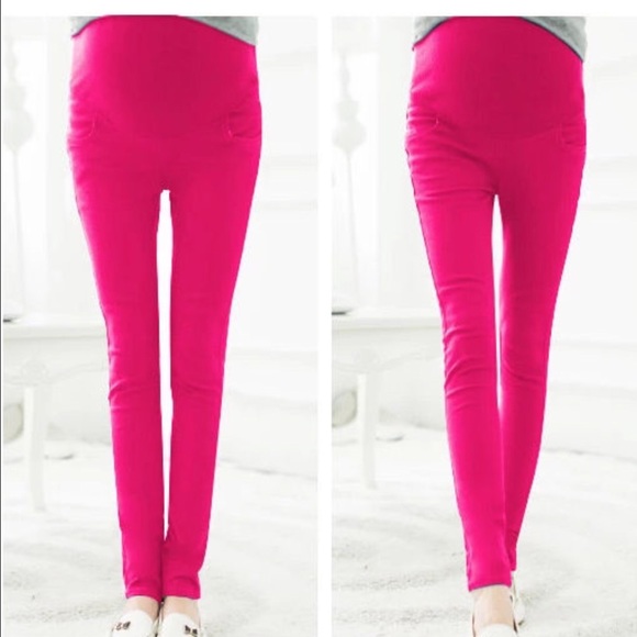 Maternity Pants - skinny cut-size small-never worn