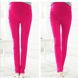 Maternity Pants - skinny cut-size small-never worn