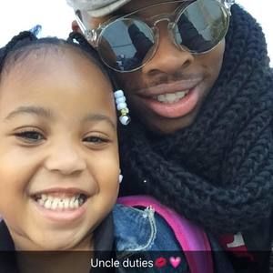 Meet your Posher, Elrody