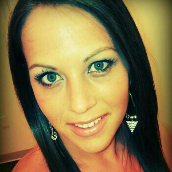 Meet your Posher, Keri - Picture 1 of 1