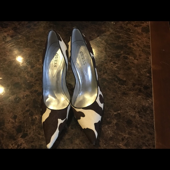 Guess By Marciano women heel . Size 8M