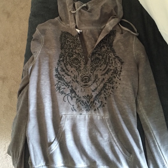 🚫SOLD🚫 wolf hoodie