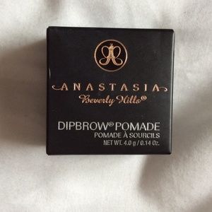 Anastasia Dipbrow Pomade
