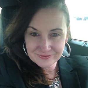 Meet your Posher, Angie