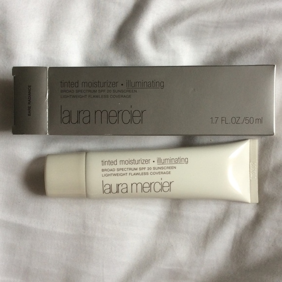 Illuminated Tinted Moisturizer color Bare Radiance