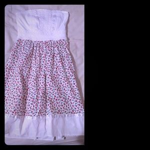 Cute cherry strapless dress